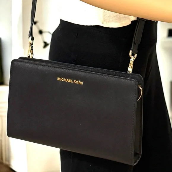 Michael Kors MK Black Crossbody Bag with Gold Accents LIKE NEW - Picture 2 of 15